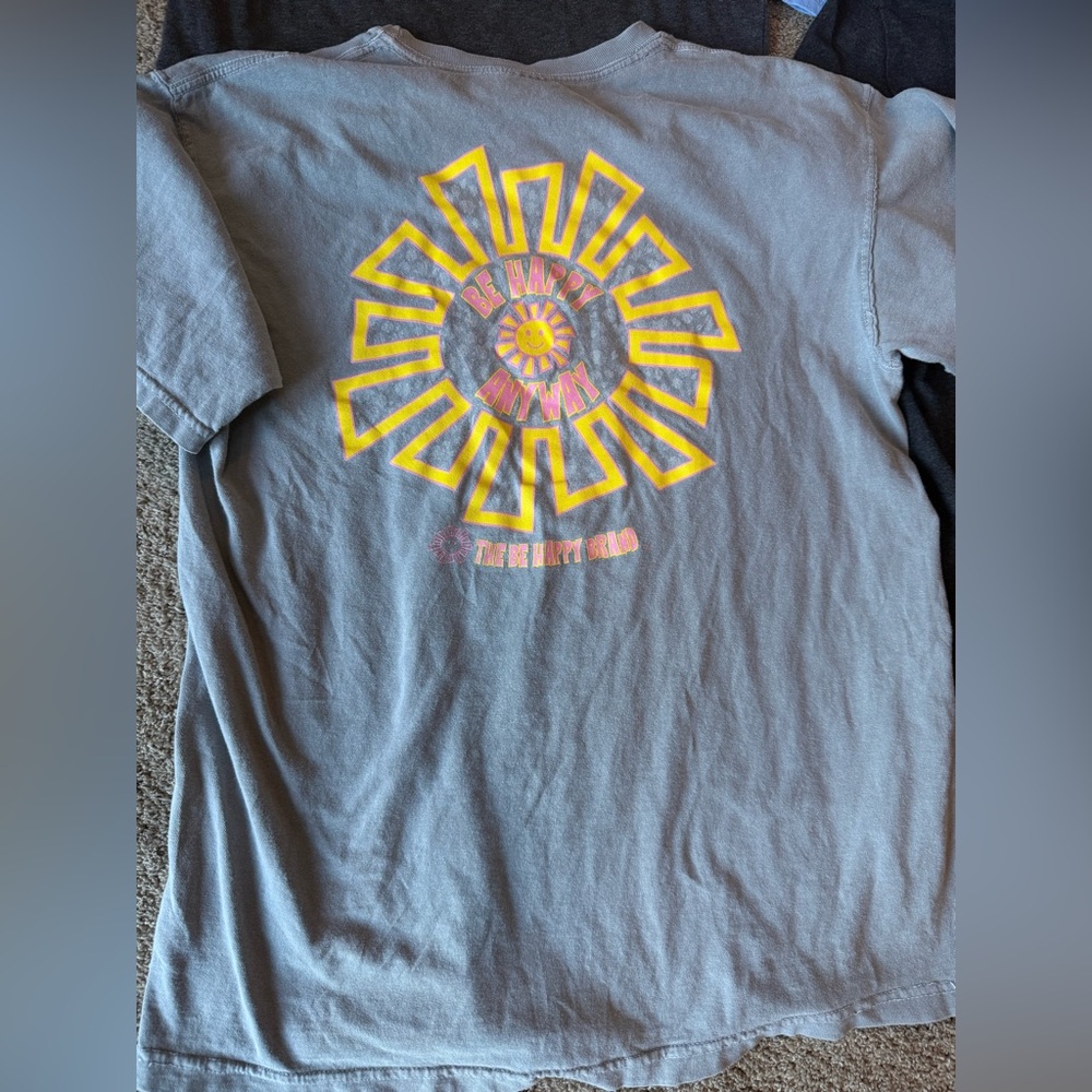 Women’s Graphic T-Shirt Bundle Set - Picture 9 of 12